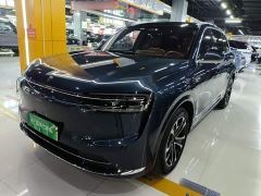 Aito M7 EREV Pro AWD Edition 6-seater - photo 1
