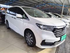 Honda Odyssey 2.0L e:HEV Sharp Premium Edition - ფოტო 3
