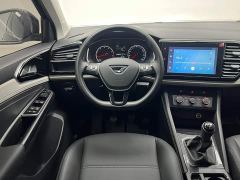 Volkswagen Jetta VS5 280TSI Manual Entry-level - photo 18