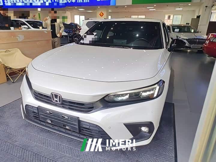 Honda Civic 240TURBO CVT Fuel Dynamic Edition