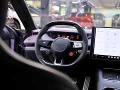 Xiaomi SU7 Four-Wheel Drive Max Edition - фото 15