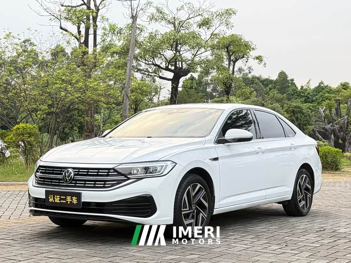 Volkswagen Sagitar 300TSI DSG Excellence Edition - ავტომობილი ჩინეთიდან