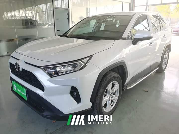 Toyota RAV4 2.0L CVT FWD Urban Edition