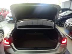 Lexus ES 300h Premium Edition - ფოტო 18