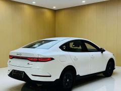BYD Qin Plus DM-i 210KM Entry-Level - ფოტო 10