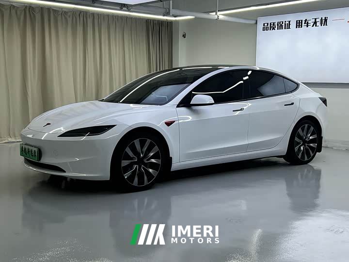 Tesla Model 3 Rear-Wheel Drive