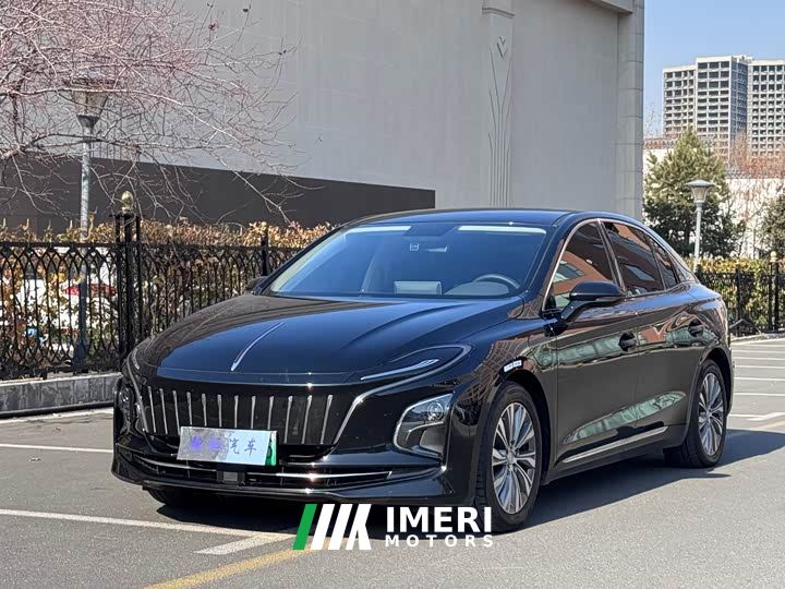 FAW Hongqi E-QM5 610km PLUS