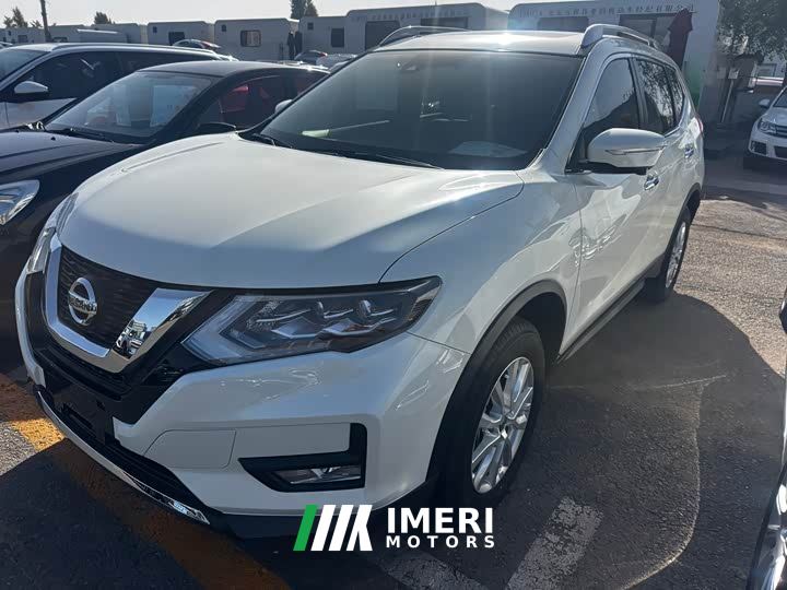 Nissan Qashqai Classic 2.0L FWD Smart Connect Premium Edition