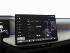 Volvo XC70 Plug-in Hybrid Two-Wheel Drive Long Range Core - фото 12