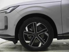 Volvo XC70 Plug-in Hybrid Two-Wheel Drive Long Range Core - фото 13