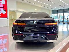 BMW 7 Series 740Li Luxury Package - photo 10