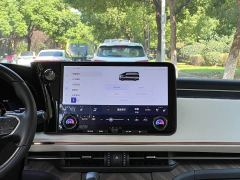 Lexus LM 350h Seven-Seater Elegant Edition - ფოტო 18