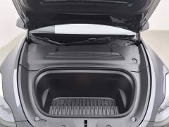 Tesla Model Y Rear-Wheel Drive - фото 6
