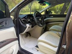 Buick GL8 Land Business Class Smart Edition - ფოტო 6