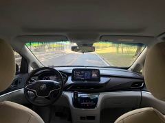 Buick GL8 Land Business Class Smart Edition - ფოტო 8