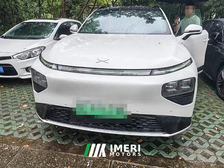 XPeng G9 702 Pro - автомобиль из Китая