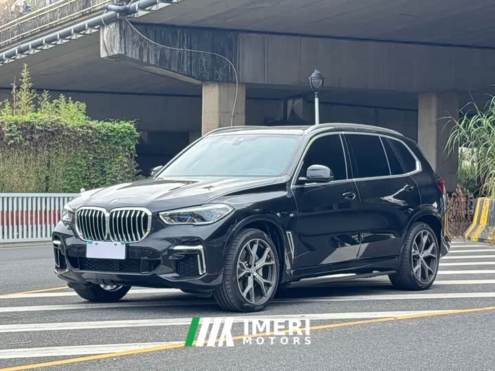 BMW X5 xDrive 40Li M Sport Package - автомобиль из Китая