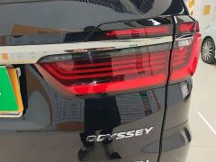 Honda Odyssey 2.0L e:HEV Sharp Comfort Edition - фото 7