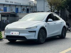 Tesla Model Y Rear-Wheel Drive - ფოტო 1