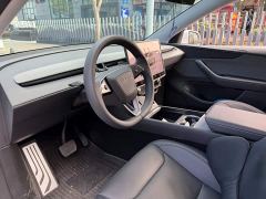 Tesla Model Y Rear-Wheel Drive - ფოტო 7
