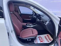 BMW 3 Series 320Li M Sport Package - ფოტო 17