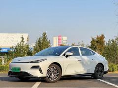 Geely Galaxy Xingyao 8 130km EM-i Premium Edition - photo 1