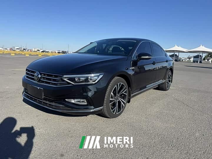 Volkswagen Magotan 330TSI DSG 30th Anniversary Edition