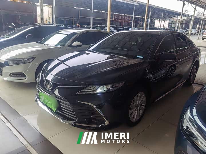 Toyota Camry 2.0G Luxury Edition