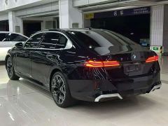BMW 5 Series 530Li Premier Luxury Package - ფოტო 16