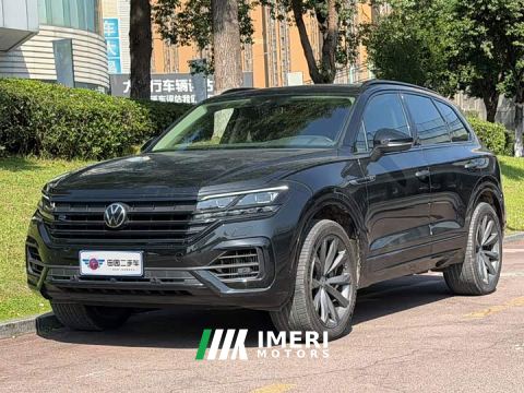 2024 Volkswagen Touareg 3.0TSI Sharp Enjoyment Edition Jet Black Sport Package