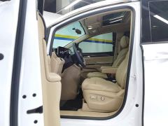 Buick GL8 Land Executive Cabin Advance Edition - ფოტო 9