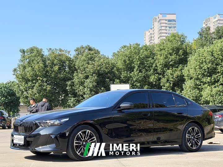 BMW 5 Series 530Li Premier M Sport Package