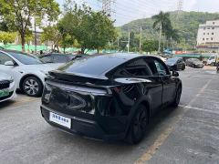 Tesla Model Y Rear-Wheel Drive - ფოტო 4