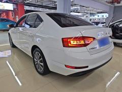 Skoda Octavia 1.5L Automatic Comfort - ფოტო 4