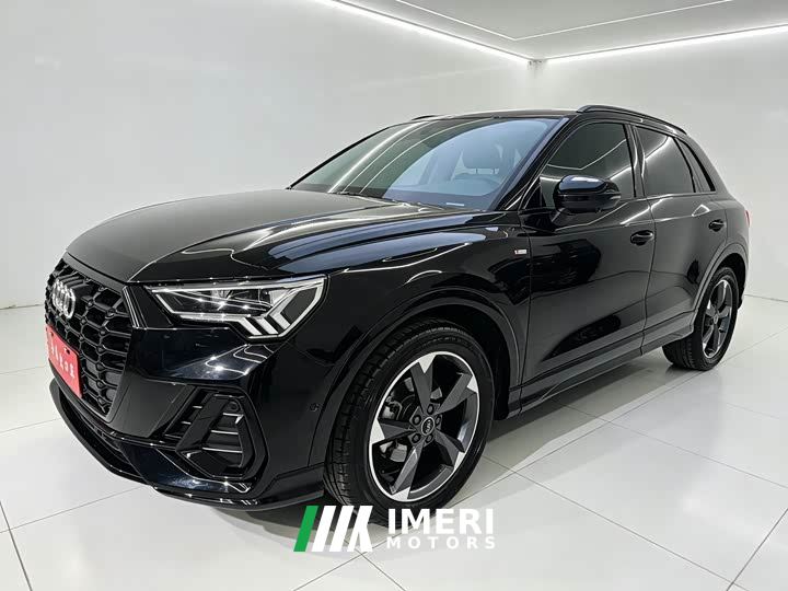 Audi Q3 35 TFSI Fashion Dynamic