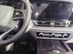 Hongqi HS5 2.0T Flagship Enjoy Pro - ფოტო 9
