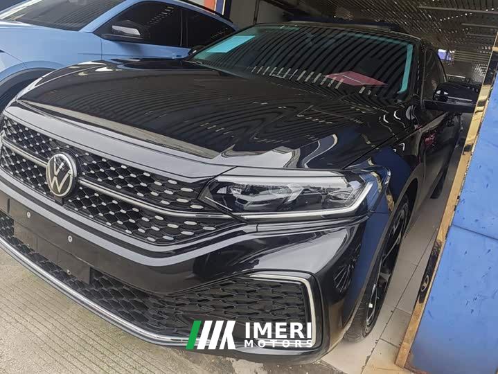 Volkswagen Passat 330TSI Starry Sky Elite