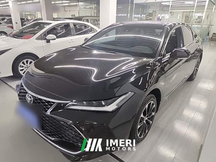 Toyota Avalon 2.5L Luxury - car from China