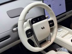 Li Auto i8 Standard Edition - ფოტო 4
