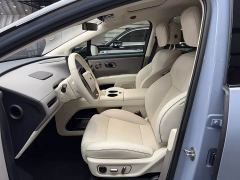 Li Auto i8 Standard Edition - ფოტო 5