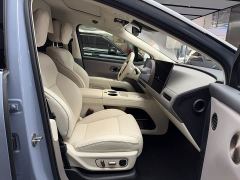Li Auto i8 Standard Edition - ფოტო 8