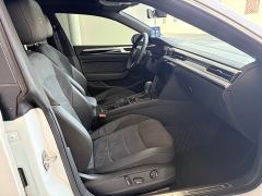 Volkswagen CC 330TSI Dazzling Edition - фото 9