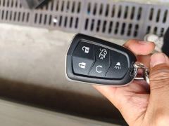 Cadillac XT5 2.0T FWD Luxury - ფოტო 8