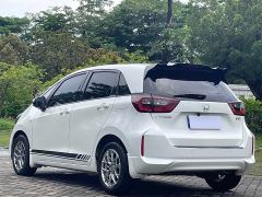 Honda Fit 1.5L CVT Trend Edition - ფოტო 10