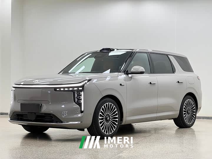 IM Zhiji LS8 EREV 52 Max Luxury six-seat