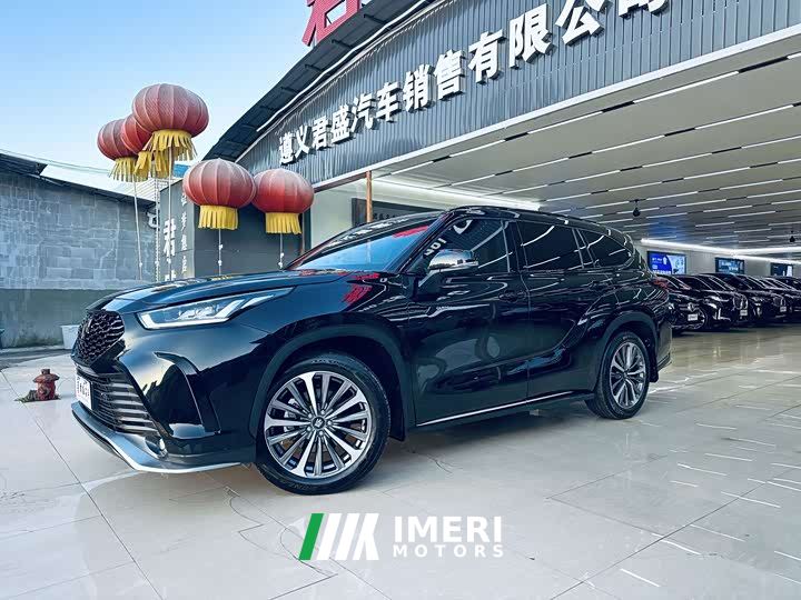 Toyota Crown Venza 2.5L HEV AWD Premium