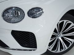 Bentley Bentayga 4.0T V8 - photo 13