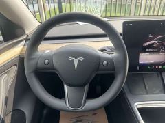 Tesla Model Y Rear-Wheel Drive - ფოტო 7