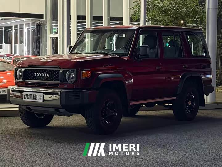 Toyota Land Cruiser (Imported) LC76 4.0L Automatic