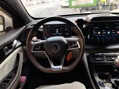 BYD Qin PLUS Champion Edition DM-i 55KM Leading - фото 11